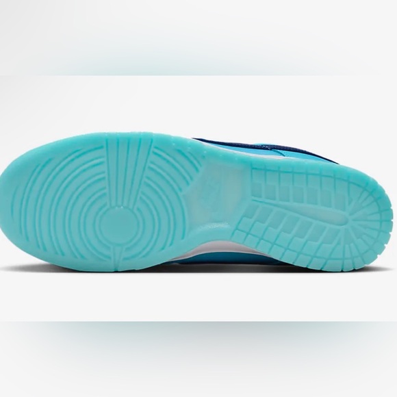 Nike Dunk Low SE Men’s size 9 Women 10.5 Shoe Sneakers HQ1538-416 - Picture 17 of 17